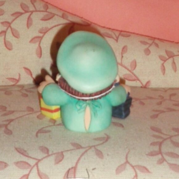 SOLD!   SOLD!!    THE HATZ-2.5" DR QUAKER CERAMIC DOCTOR FIGURINE-EXCELLENT - Picture 3 of 4